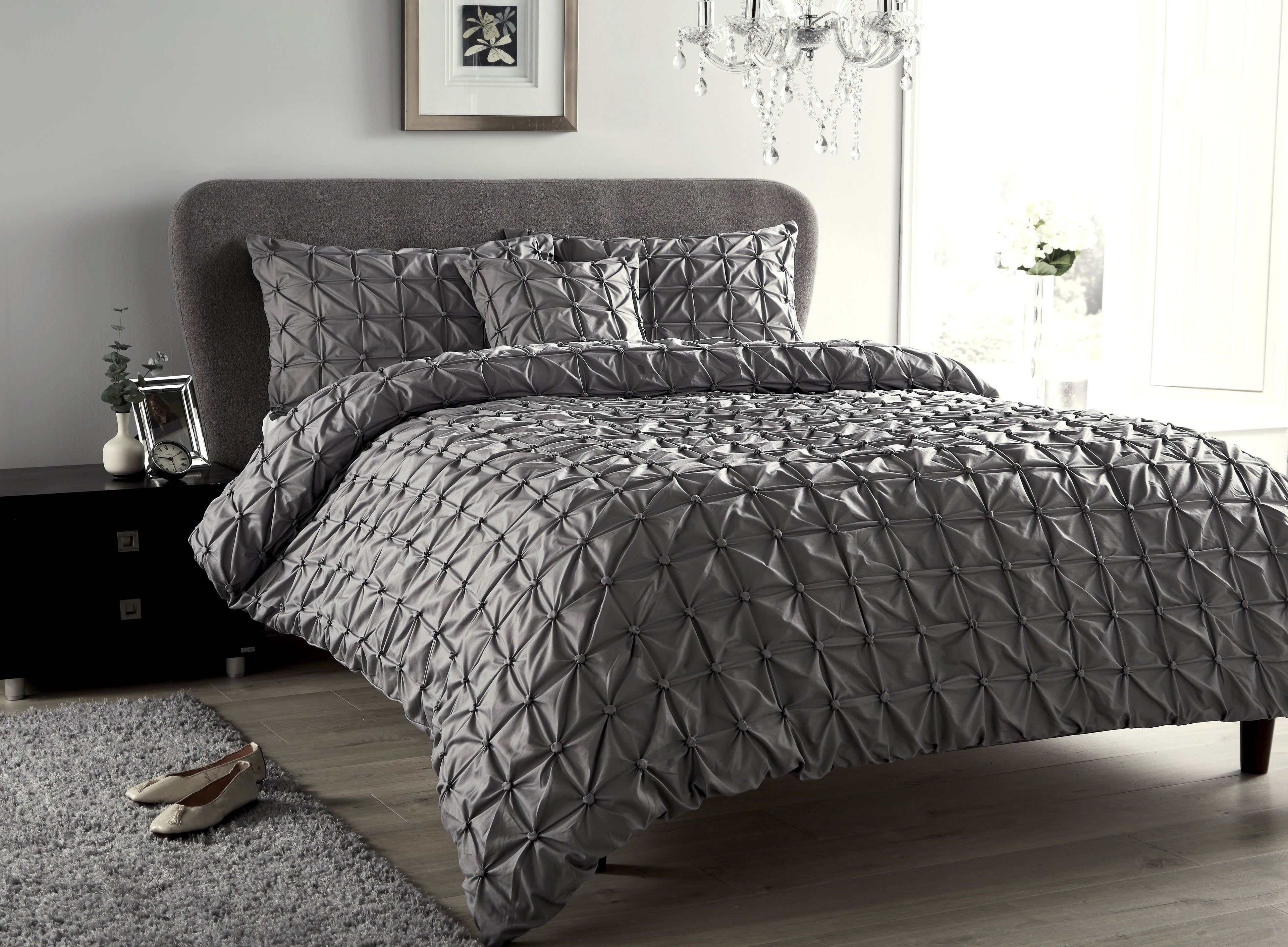 OLIVIA ROCCO Seville Duvet Set Cotton-Rich Luxury With Handmade Pintuck Detailing