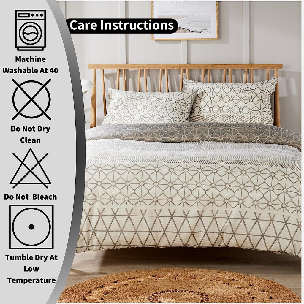 OLIVIA ROCCO Versailles Natural Floral Reversible Quilted Duvet Cover Set Easy Care
