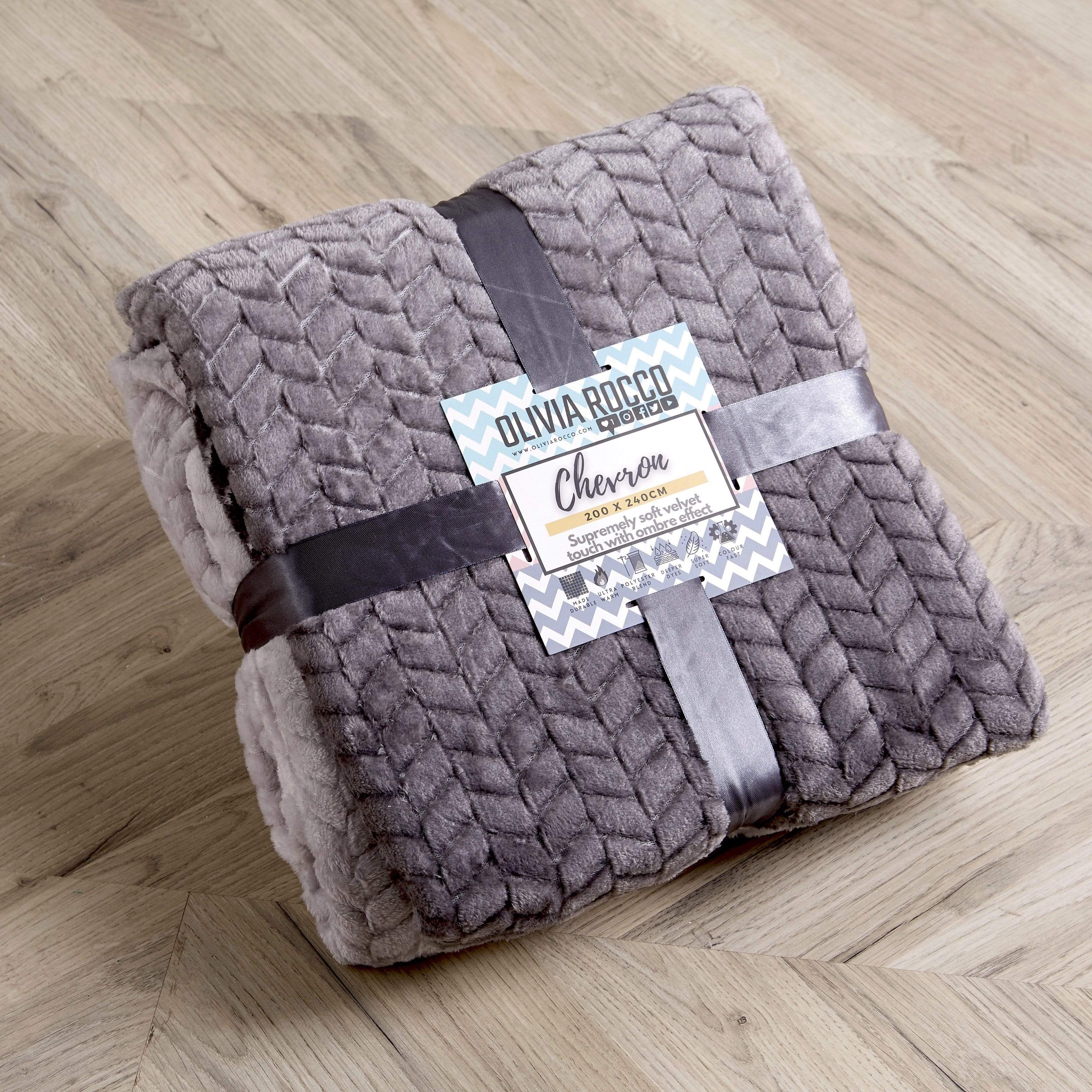 OLIVIA ROCCO Chevron Ombre Throw Blanket Oversized Chunky Soft Fleece for Sofa or Bed