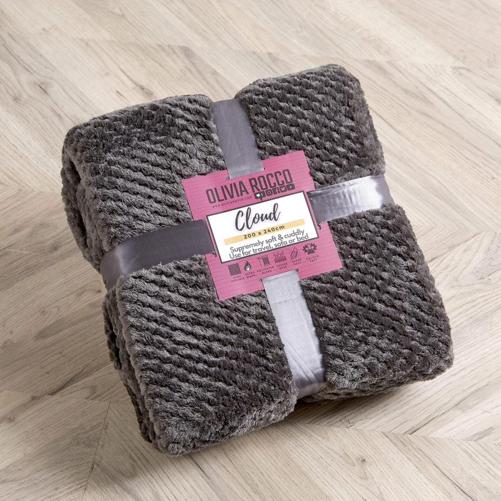 OLIVIA ROCCO Cloud Honeycomb Throw Oversized Chunky Soft Fleece Blanket Faux Fur Polyester Blend Double King Size Ideal For Beds And Sofas Warm Home Decor