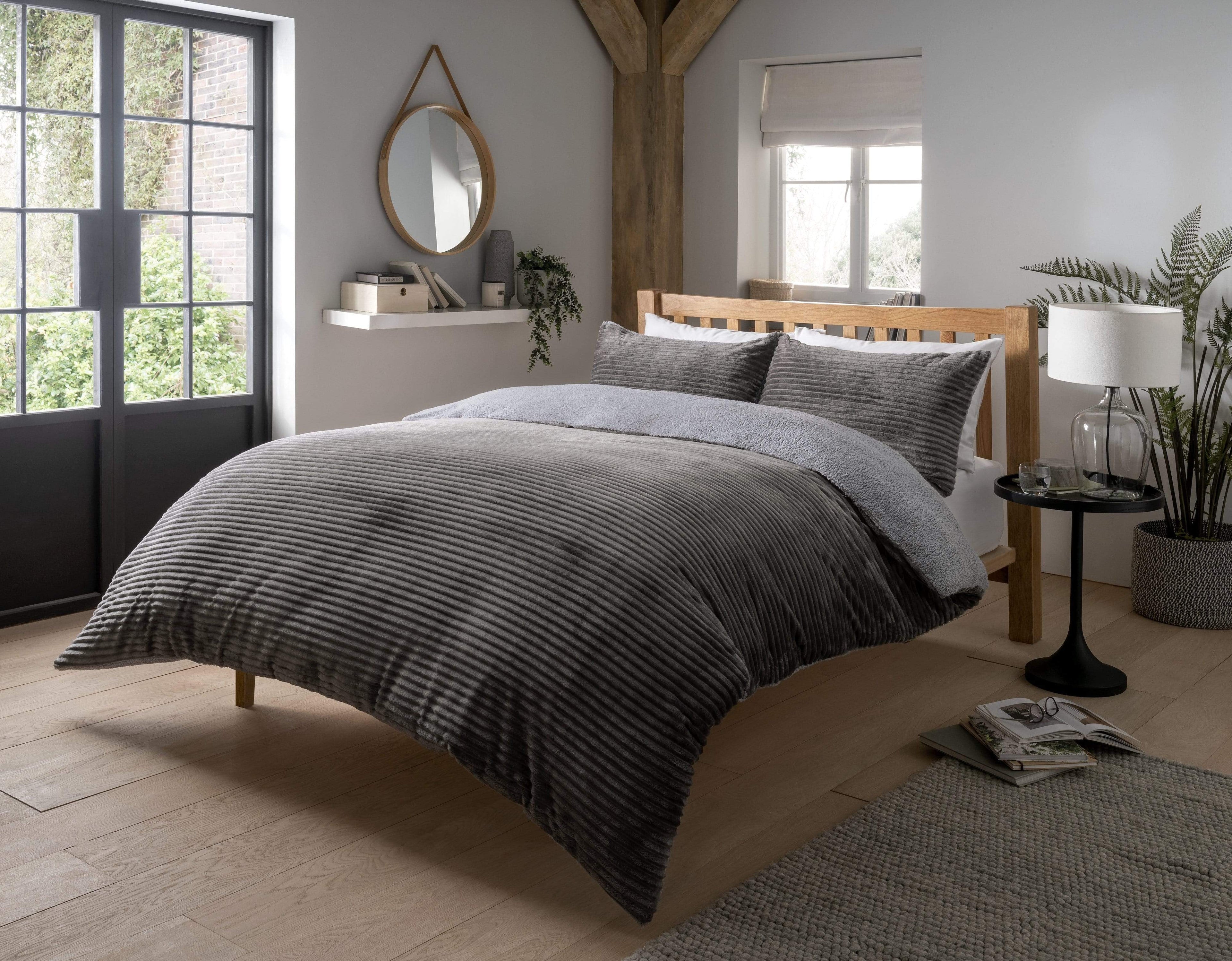 OLIVIA ROCCO Ribbed Fleece Reversible Teddy Duvet Set OEKO-TEX Certified Multiple Sizes Available Soft Plush Colors For Cosy Winter Nights - Nest UK