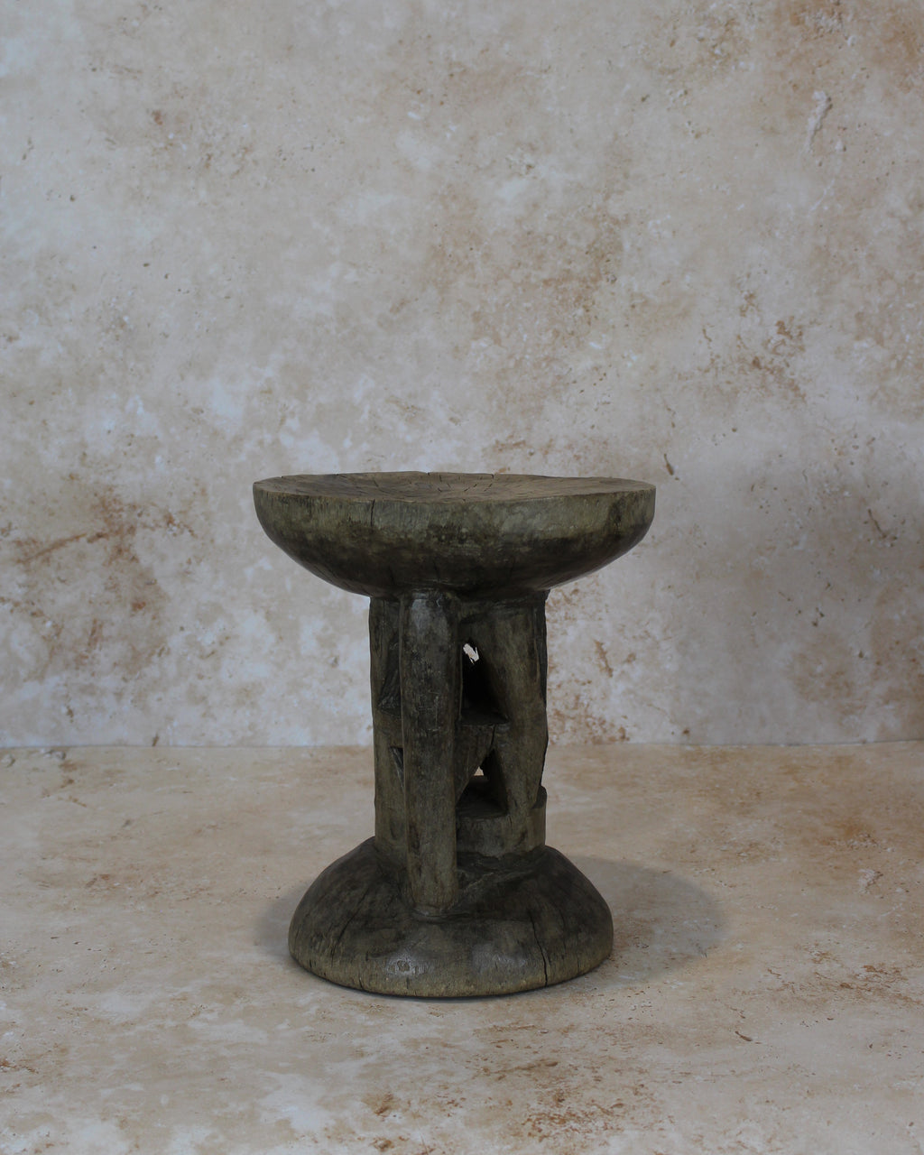 Tonga Stool - 20.1